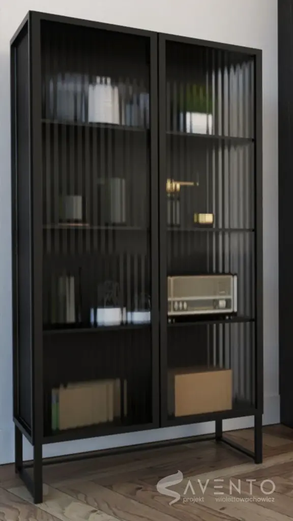 Metalowa szafka z frontami w ozdobnym szkle. Konstrukcja z 2cm profili lakierowanych proszkowo na czarno. Projekt Savento